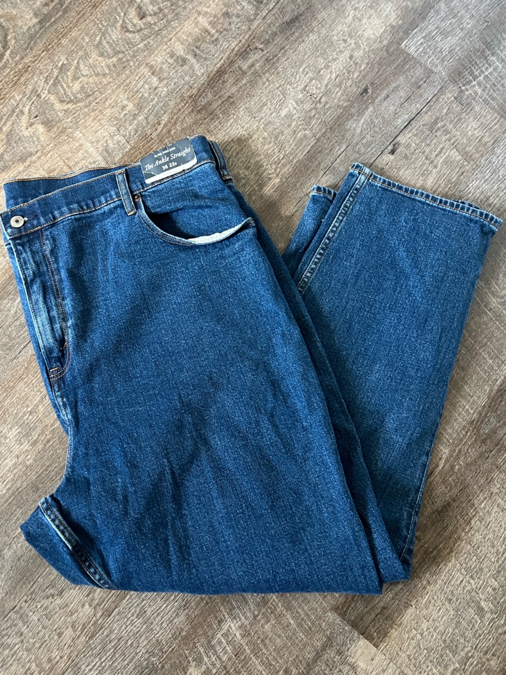 Abercrombie & Fitch Curve Live Ankle Straight Ultra High-Rise Jeans-Size 36/22